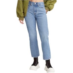 Levi's Jeans Wedgie High Rise Denim Cotton Light Wash
Button Fly W30 Tapered Leg